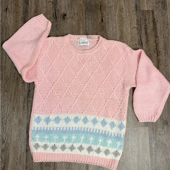 Item II • Vintage Hand Knit Sweater - Picture 1 of 7